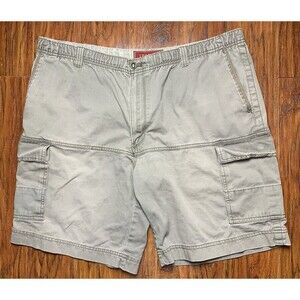 IZOD Shorts Mens Beige Size XL Cargo Utility Shorts Hiking